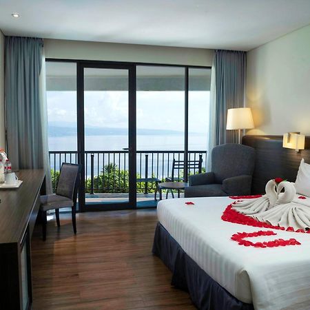 Estrella Hotel & Conference Luwuk Dış mekan fotoğraf